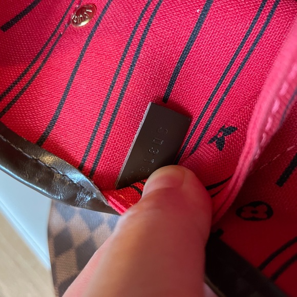 Louis Vuitton Neverfull Damier Ebene MM - Picture 3 of 16